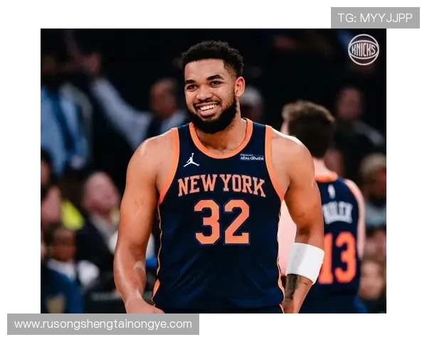 康宁汉姆创历史新高45投14中砍46分三双并送5断2帽震惊全场