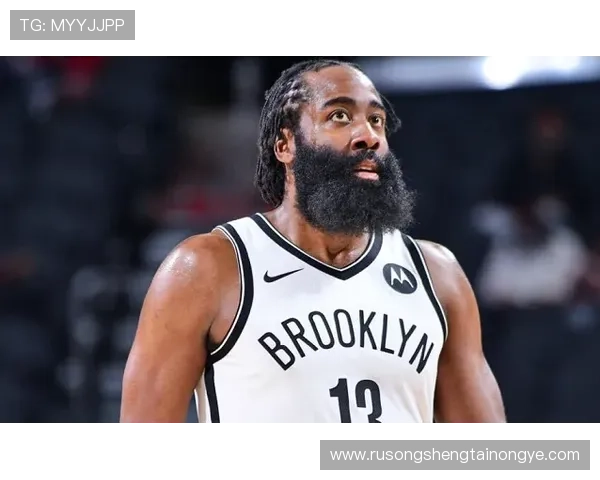 杰基杨创造历史成季后赛首位30分10助攻0失误球员